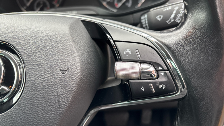 Skoda Karoq 1.5 TSI SE Technology 5dr DSG Petrol Estate